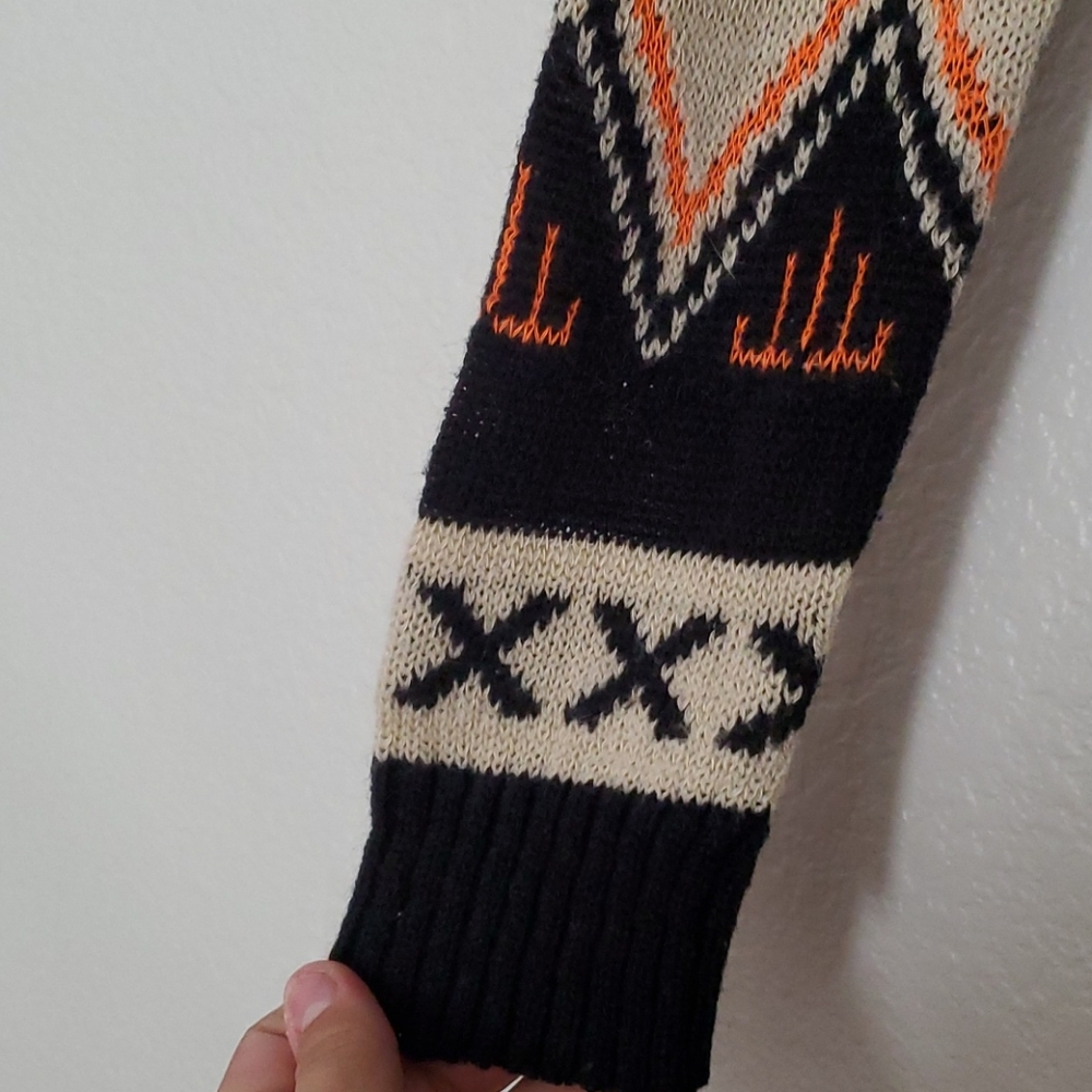 Cardigan - Picture 2 of 2